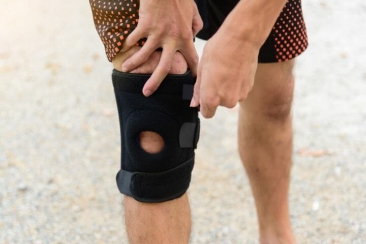 Best Knee Compression Sleeves For Chronic Knee Pain