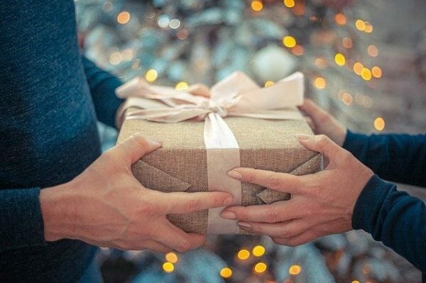 Thoughtful gifts for the elderly that they will love