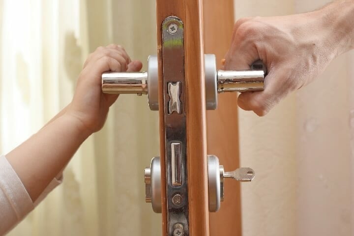 Best Door Locks For Dementia Patients