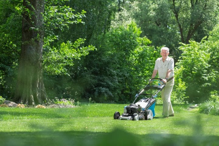 Best Lawn Mower for Seniors