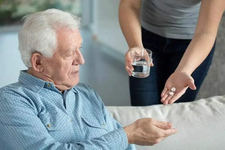 How to Help the Elderly Remember Medications