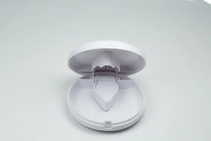 How To Clean A Pill Cutter? - RespectCareGivers